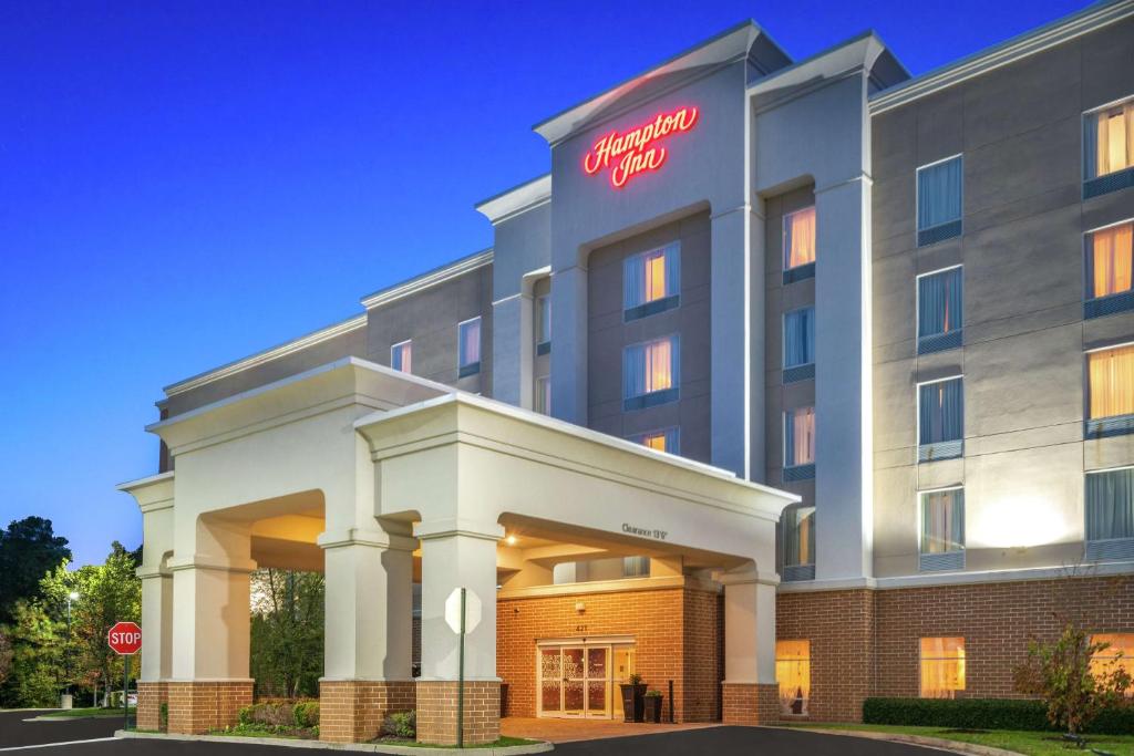 Hampton Inn Richmond – Airport